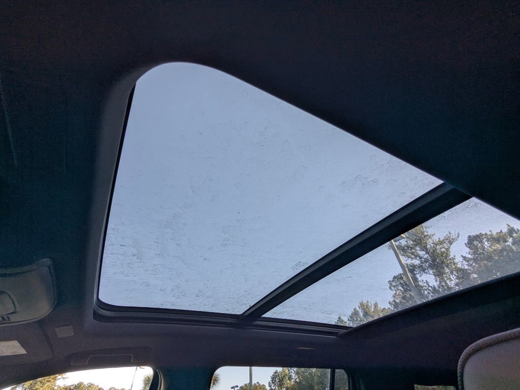 New 2025 Chevrolet Suburban High Country image 21