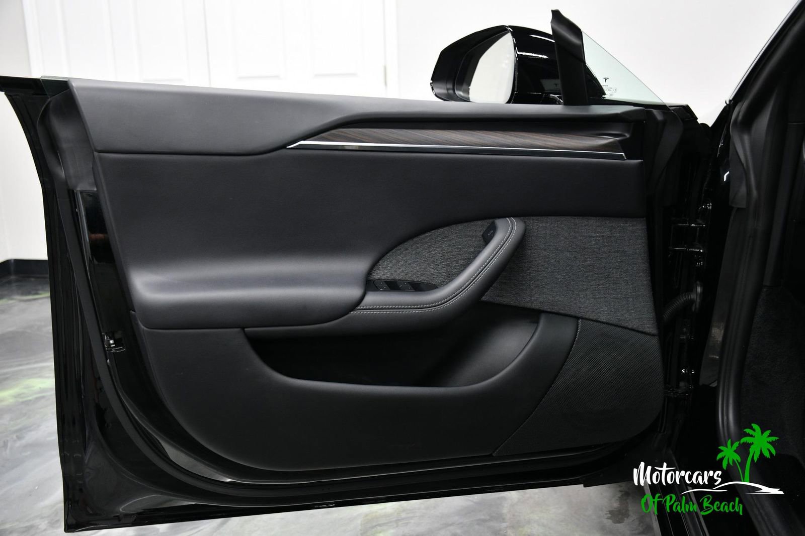 Used 2024 Tesla Model S AWD/4WD image 22