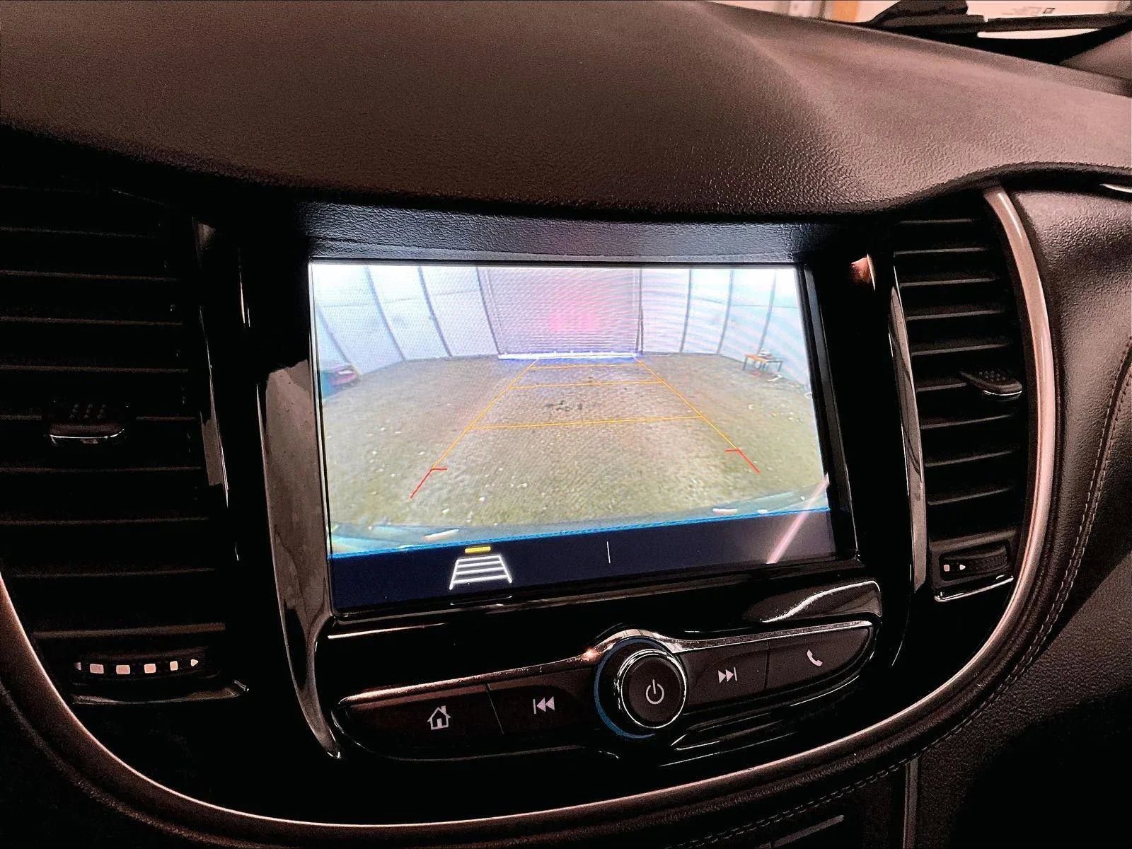 Used 2019 Chevrolet Trax LS image 20