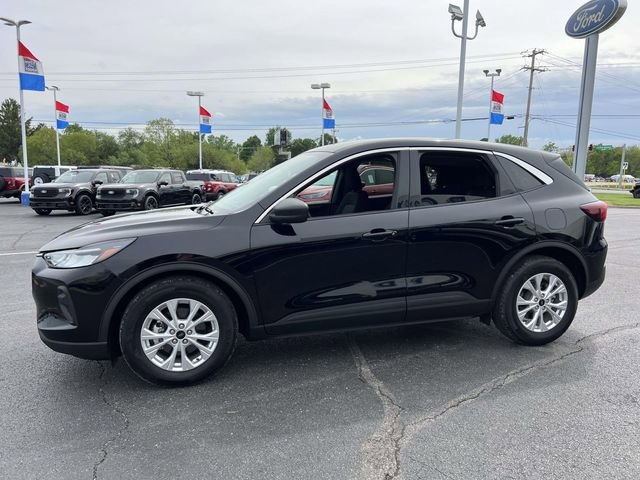 Certified 2023 Ford Escape Active w/ Tech Pack #1 FWD image 3