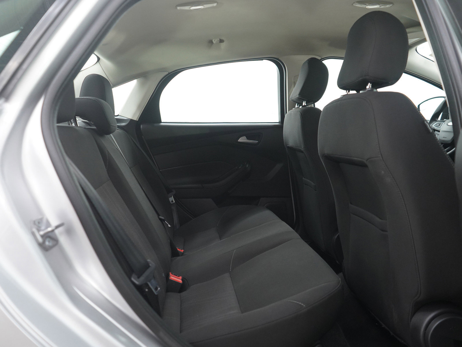 Used 2017 Ford Focus SE image 12