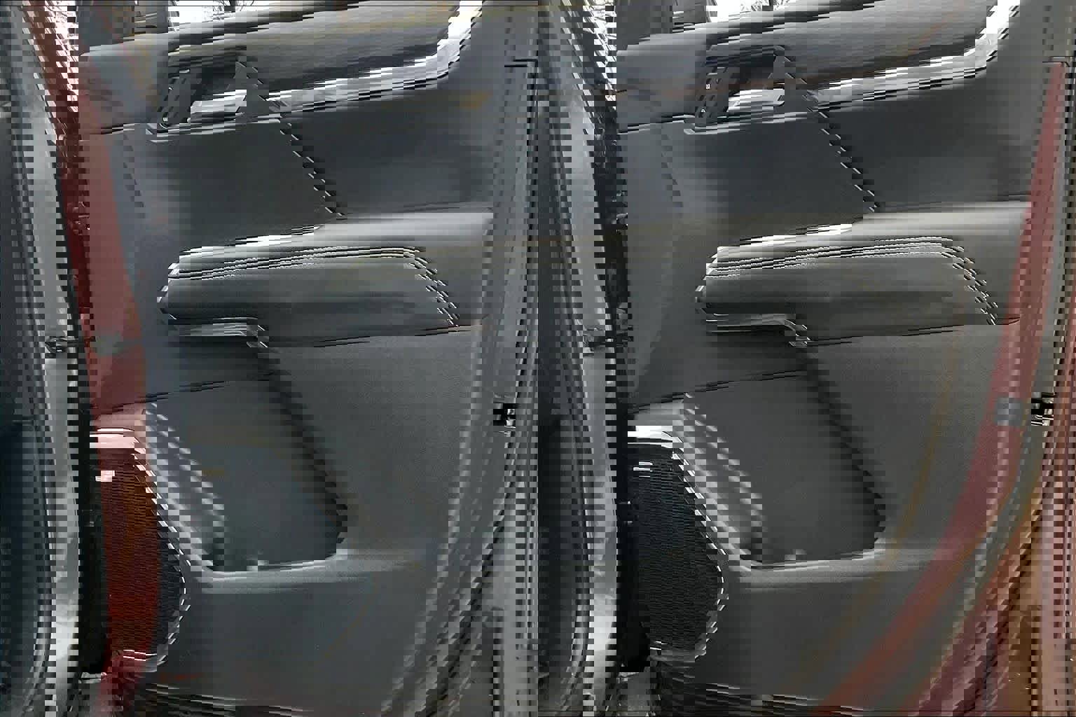 Used 2024 GMC Acadia Elevation image 21