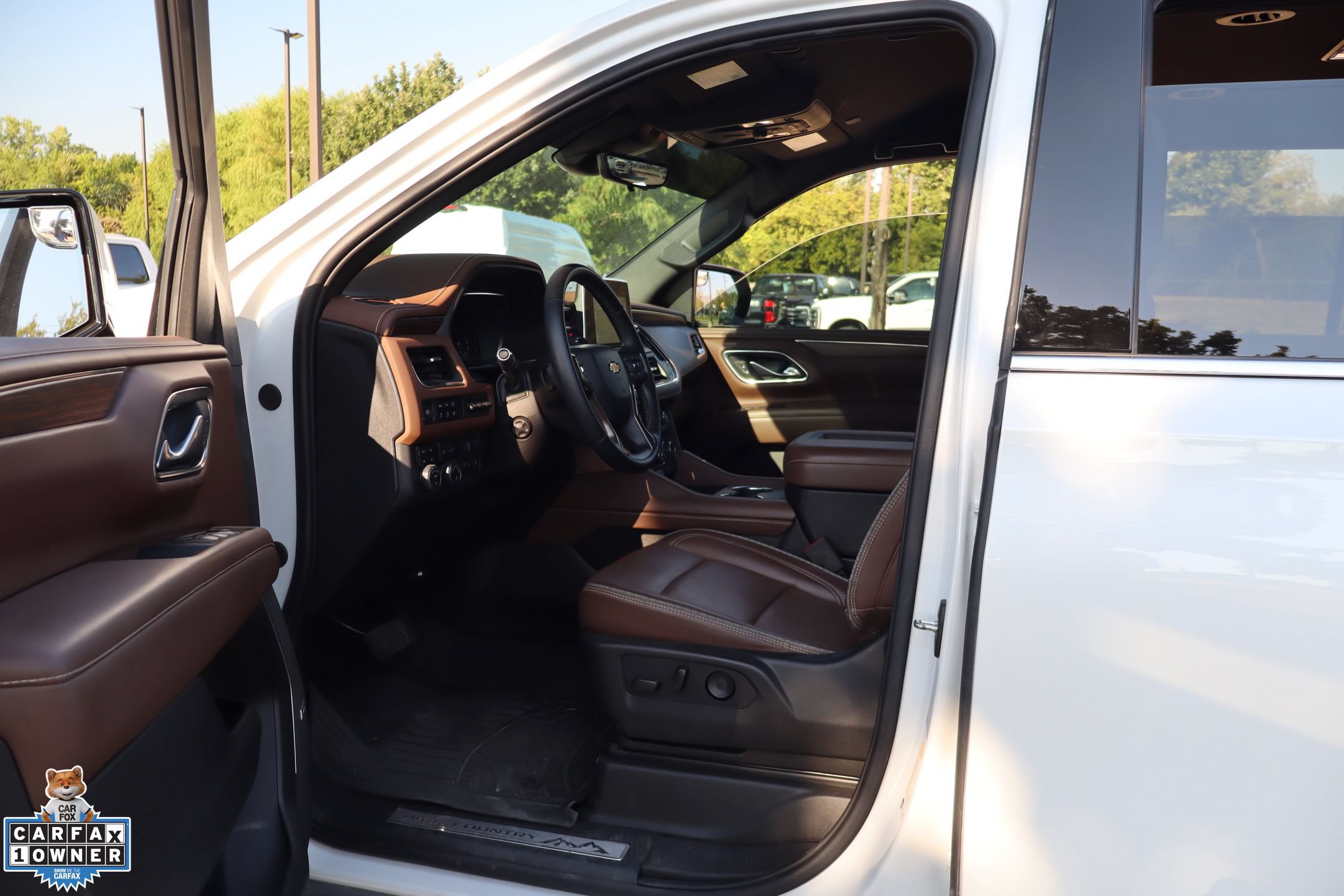 Used 2024 Chevrolet Tahoe High Country AWD/4WD image 26
