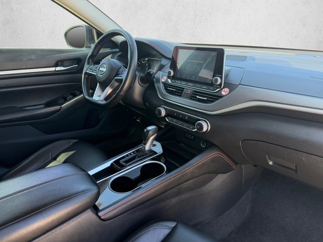 Used 2025 Nissan Altima 2.5 SR FWD image 23