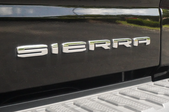 Used 2020 GMC Sierra 1500 Denali w/ Technology Package AWD/4WD image 42