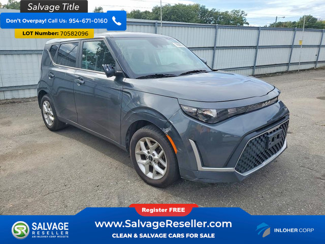 Used 2023 Kia Soul LX w/ Option Group 015 FWD image 5