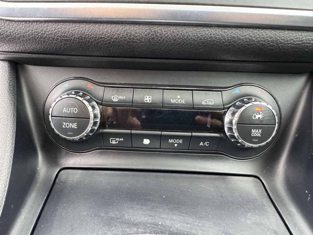 Used 2014 Mercedes-Benz CLA 250 w/ Multimedia Package image 18
