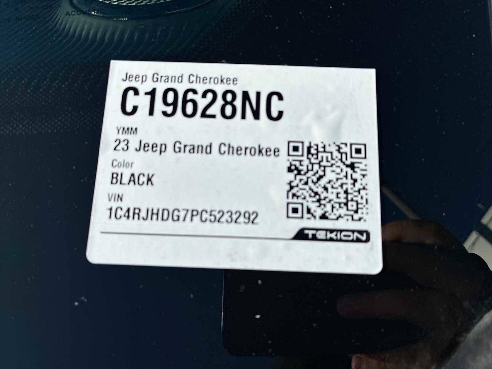 Used 2023 Jeep Grand Cherokee Overland w/ Advanced Protech Group III image 35