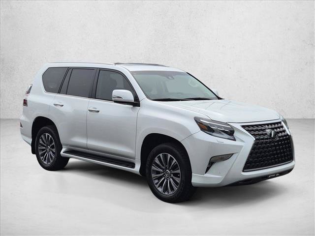 Certified 2022 Lexus GX 460 Luxury w/ Accessory Package AWD/4WD image 3
