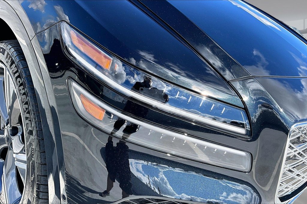 Used 2025 Genesis GV80 2.5T Prestige AWD/4WD image 30