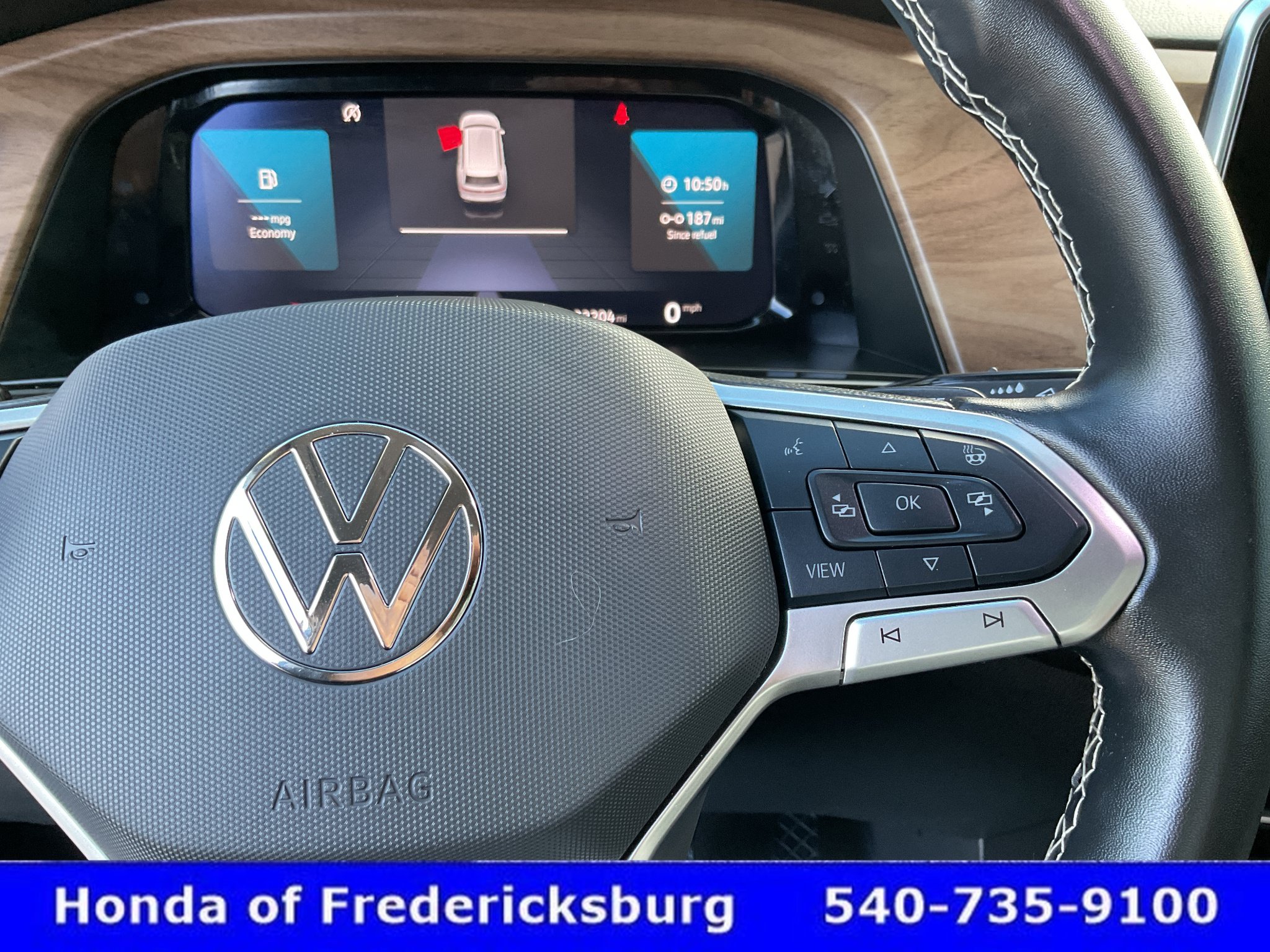 Used 2025 Volkswagen Atlas SE AWD/4WD image 33