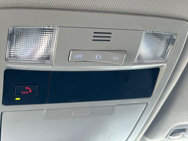 Certified 2023 Toyota Tacoma SR AWD/4WD image 18