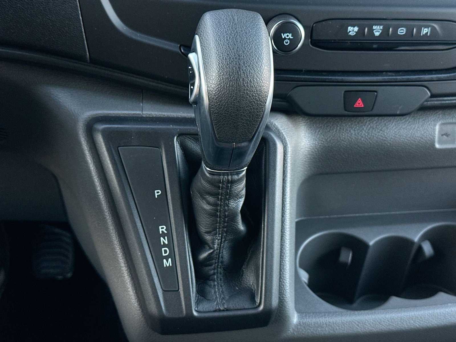 New 2026 Ford Transit 250 148 Medium Roof w/ Load Area Protection Package image 30