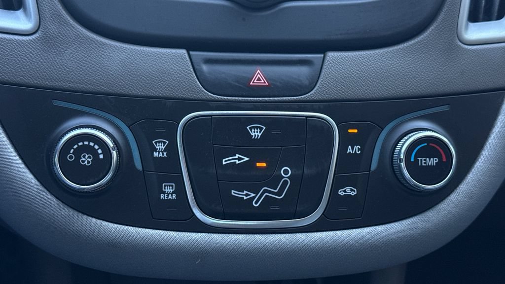 Used 2018 Chevrolet Malibu LS w/ LPO, Convenience Package 1 FWD image 29