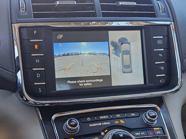 Certified 2019 Lincoln Continental Reserve image 11