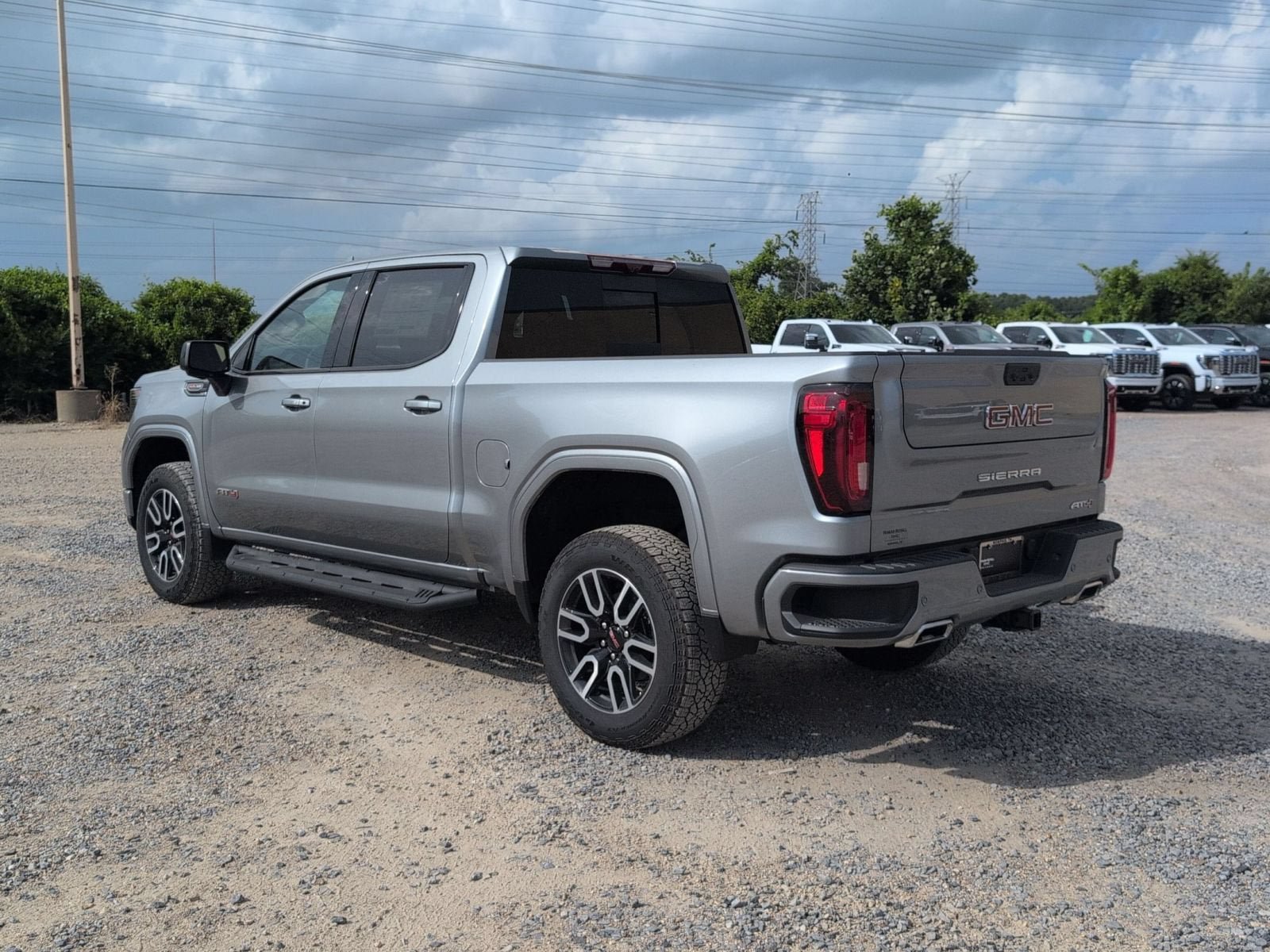 New 2026 GMC Sierra 1500 AT4 w/ AT4 Premium Package AWD/4WD image 3