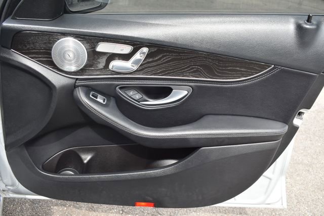 Used 2015 Mercedes-Benz C 300 4MATIC Sedan w/ Premium 1 Package image 43