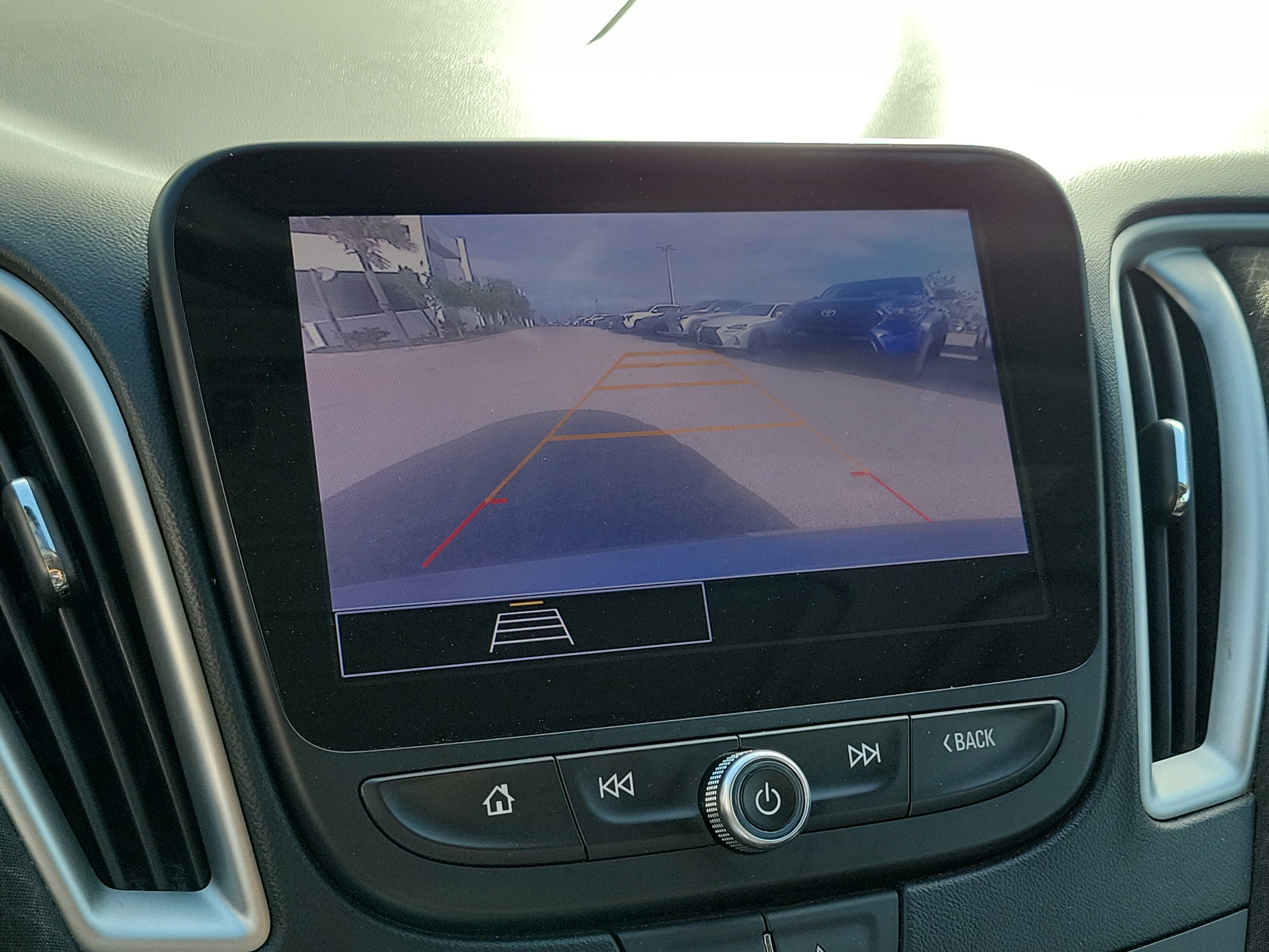 Used 2023 Chevrolet Malibu LT FWD image 28