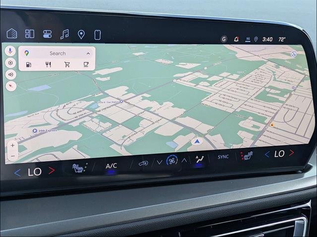 New 2027 Chevrolet Traverse RS w/ LPO, Floor Liner Package FWD image 29