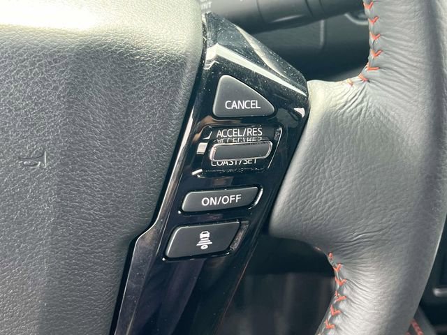 Used 2024 Nissan Frontier PRO-4X w/ Technology Package image 23