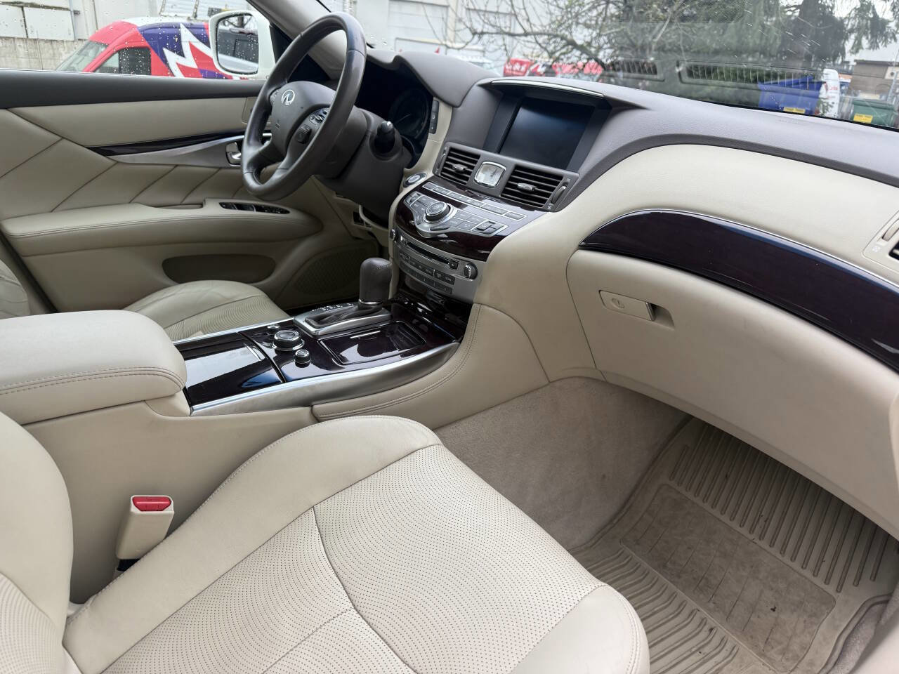 Used 2012 INFINITI M37 x w/ Premium Pkg image 7