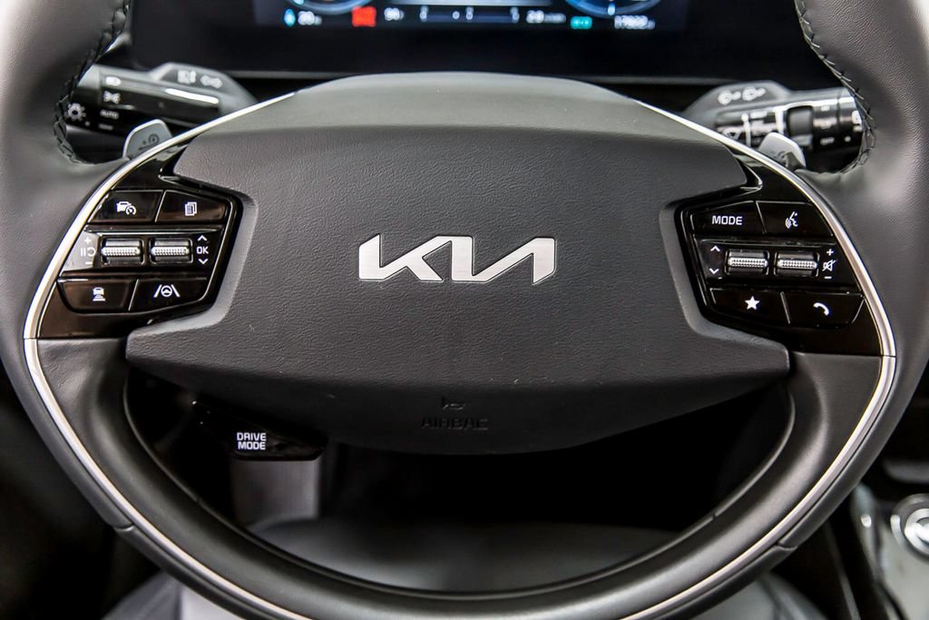 Used 2024 Kia Niro Wind FWD image 26
