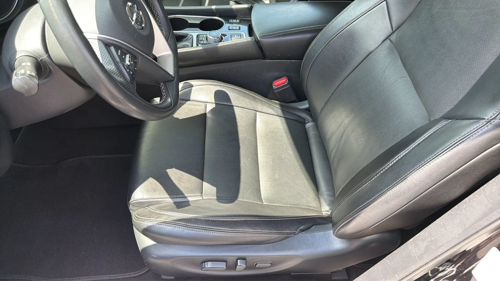 Used 2020 Nissan Maxima 3.5 SV w/ Floor Mat Group FWD image 13