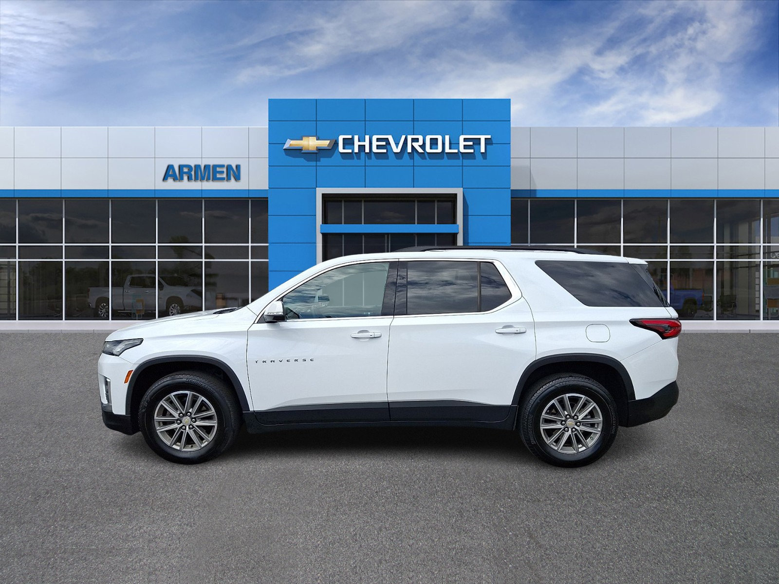 Certified 2023 Chevrolet Traverse LT FWD image 8
