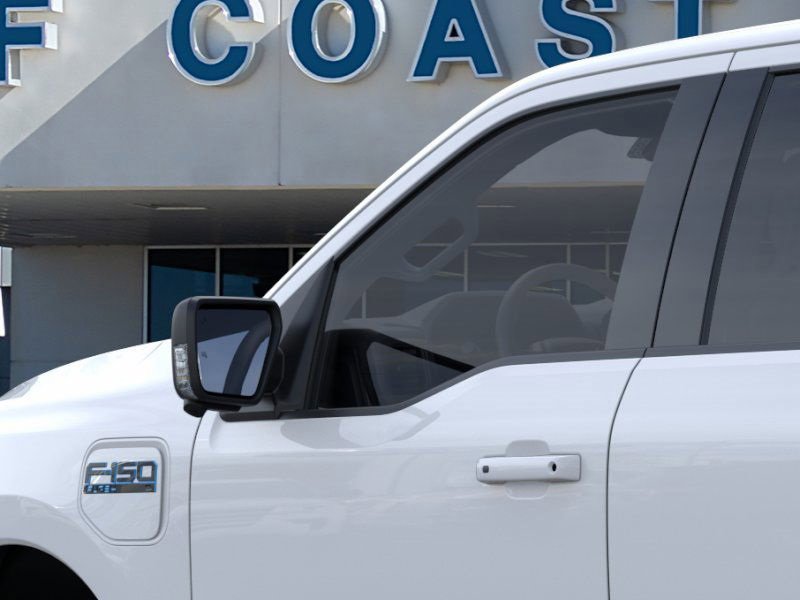 New 2025 Ford F150 Lightning Flash AWD/4WD image 20