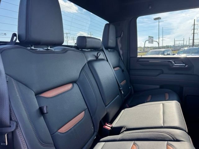 Certified 2025 GMC Sierra 2500 AT4 AWD/4WD image 27