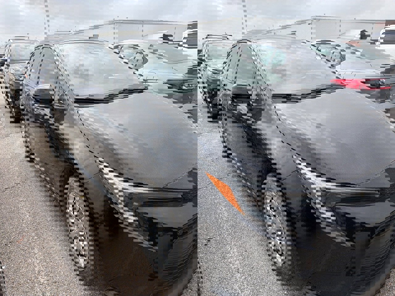 Used 2024 Toyota Corolla LE image 2