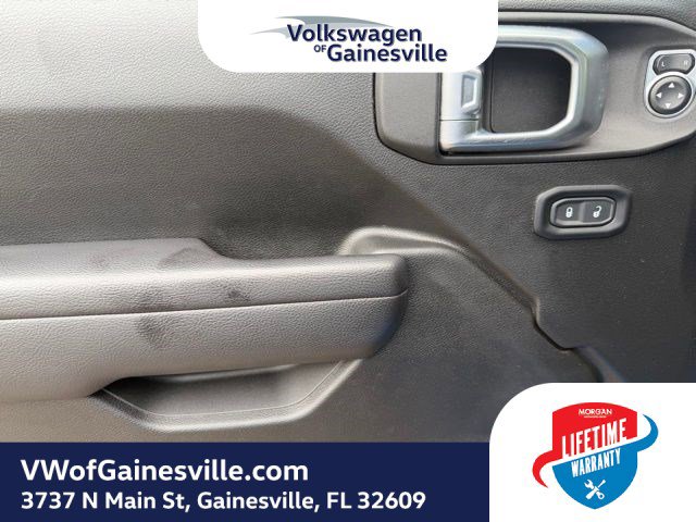 Used 2024 Jeep Wrangler Willys image 16