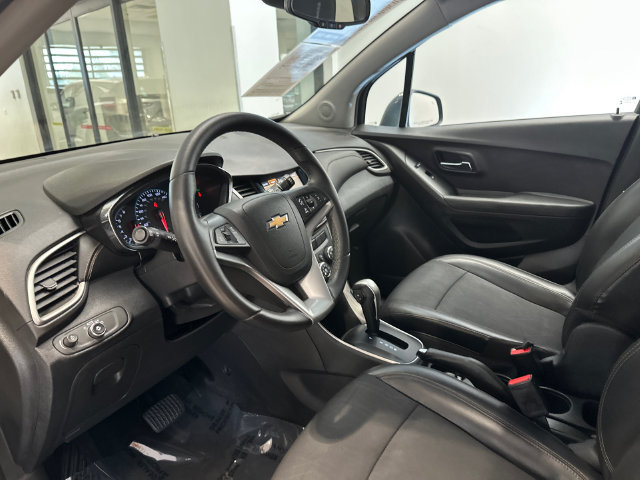 Used 2018 Chevrolet Trax LT w/ Driver Confidence Package FWD image 15