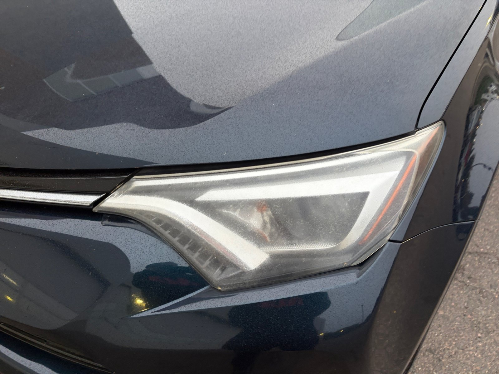 Used 2017 Toyota RAV4 Limited AWD/4WD image 9