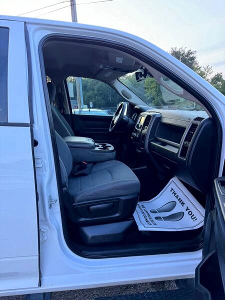 Used 2017 RAM 1500 Express w/ Express Value Package image 17