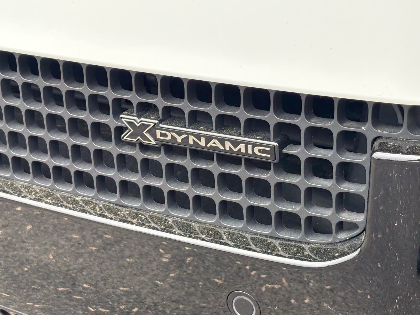 Used 2023 Land Rover Defender 130 X-Dynamic SE image 15