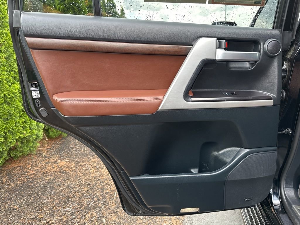 Certified 2021 Toyota Land Cruiser image 9