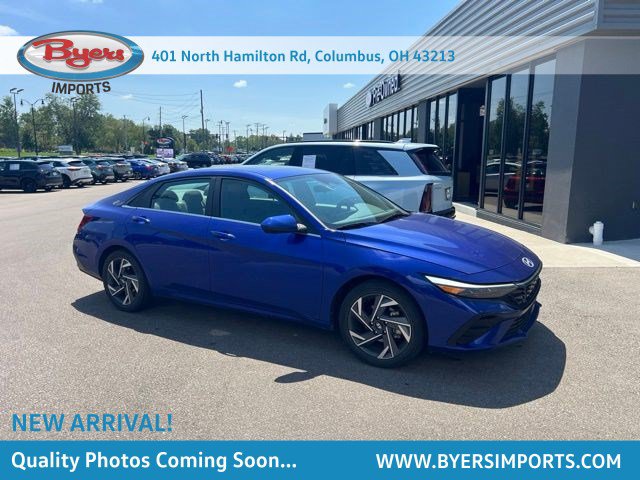 Used 2024 Hyundai Elantra SEL w/ Convenience Package