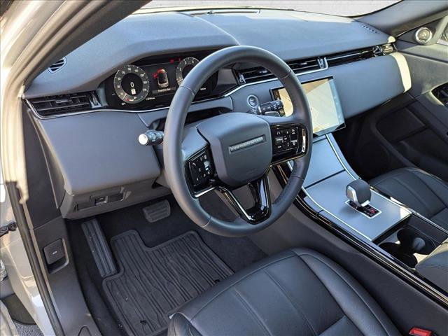 Used 2024 Land Rover Range Rover Evoque S image 10