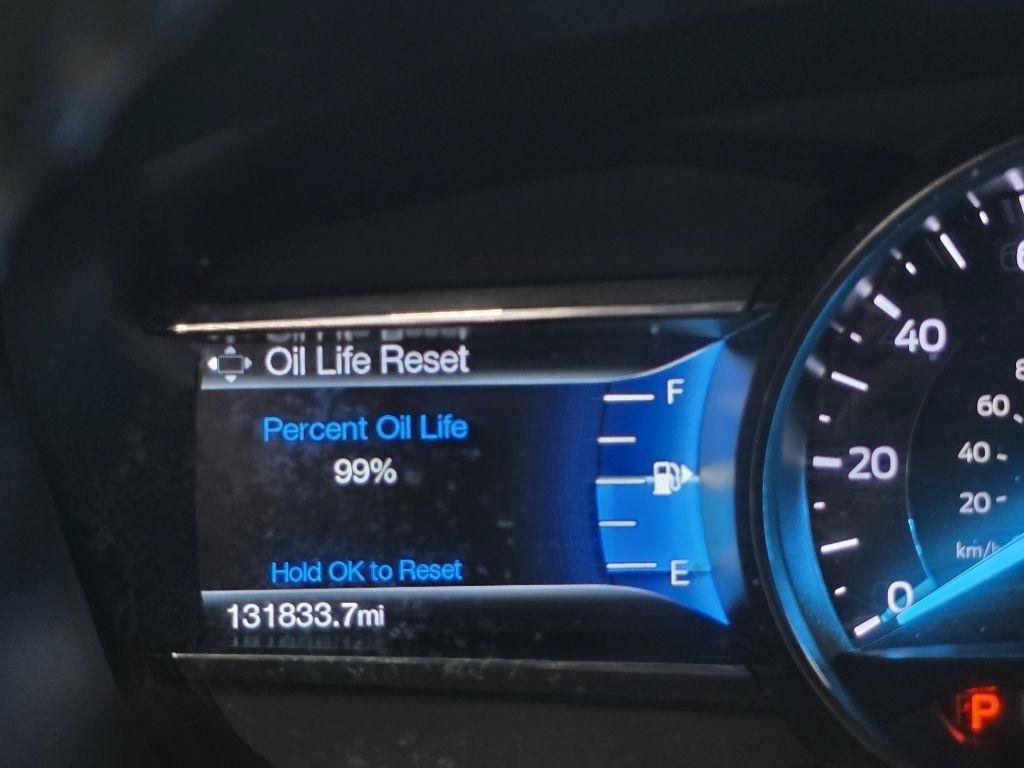 Used 2017 Ford Explorer XLT w/ Equipment Group 202A FWD image 22