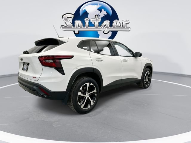 Used 2024 Chevrolet Trax RS w/ Driver Confidence Package image 12