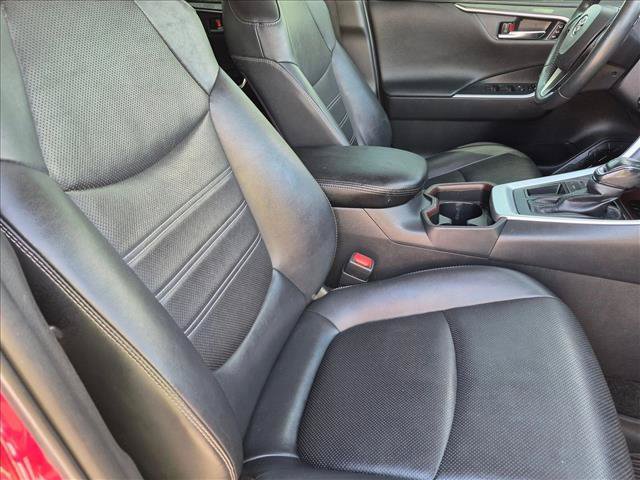 Used 2021 Toyota RAV4 Limited FWD image 18