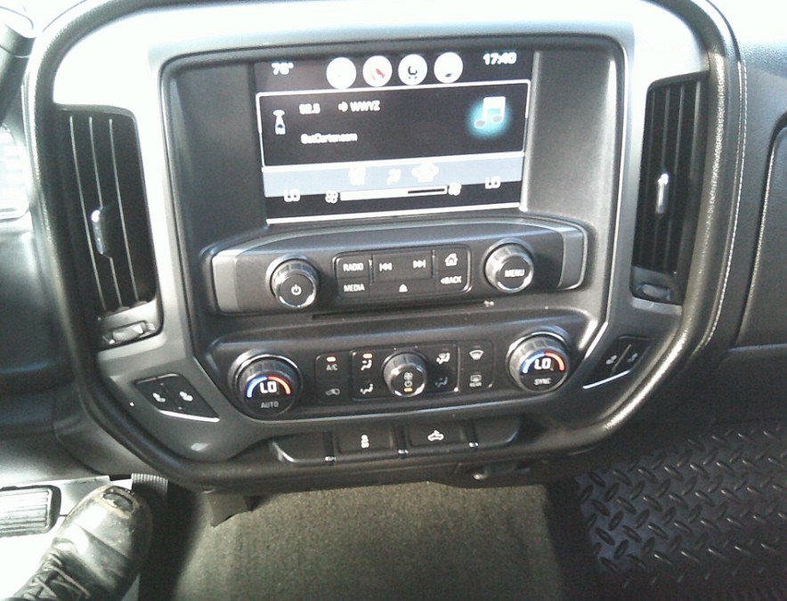 Used 2017 Chevrolet Silverado 1500 LTZ AWD/4WD image 28