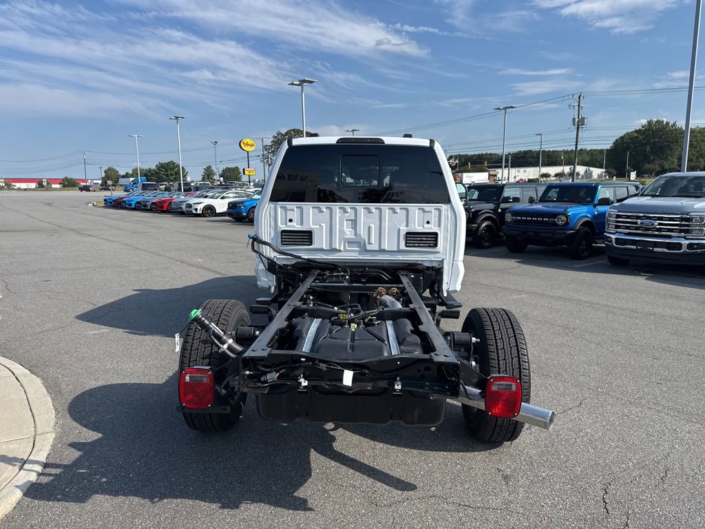 New 2026 Ford F350 XL w/ XL Chrome Package image 4