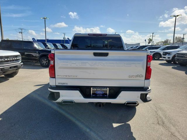 Used 2024 Chevrolet Silverado 1500 High Country w/ Technology Package AWD/4WD image 5