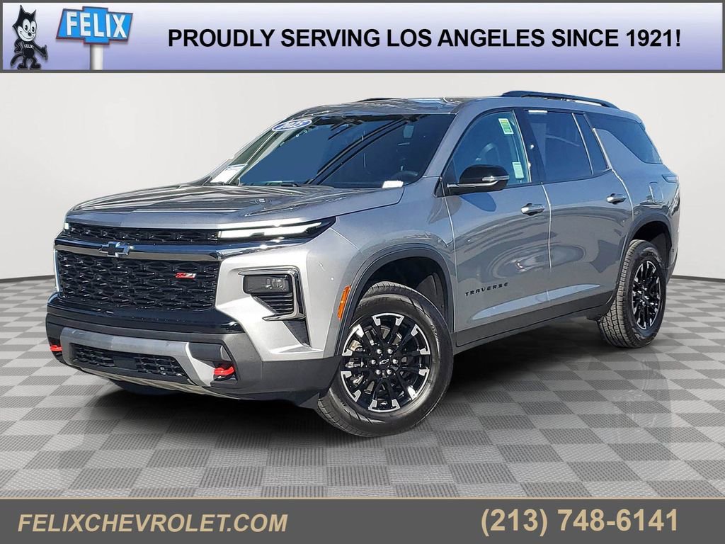 Used 2025 Chevrolet Traverse Z71 AWD/4WD image 1