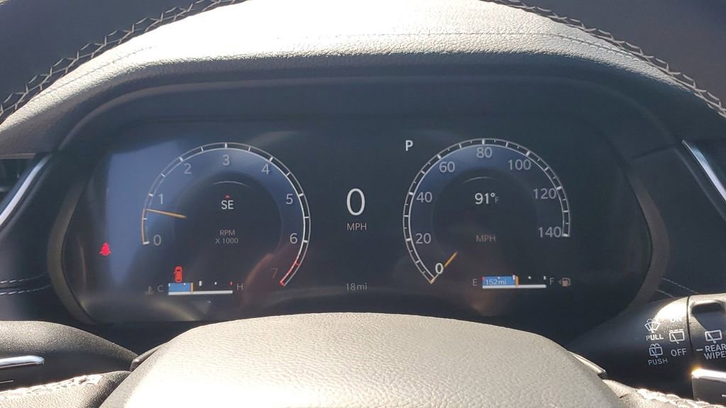 New 2025 Jeep Grand Cherokee L Limited w/ Black Appearance Package image 33