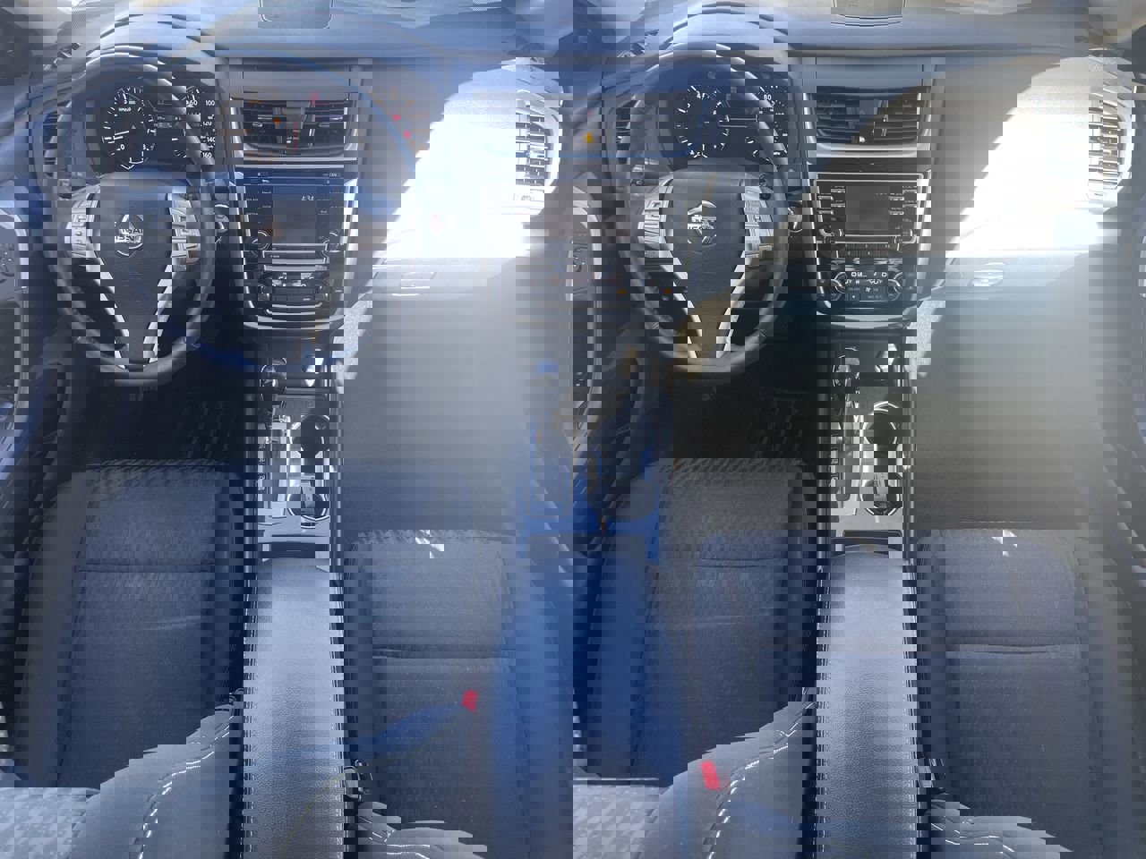 Used 2018 Nissan Altima 2.5 SV image 13