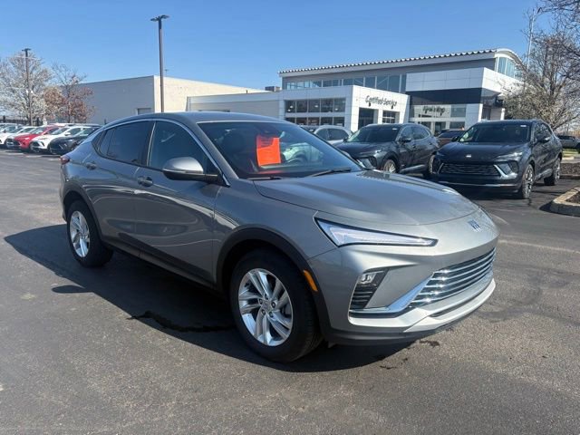 Certified 2024 Buick Envista Preferred w/ Advanced Safety Package image 3