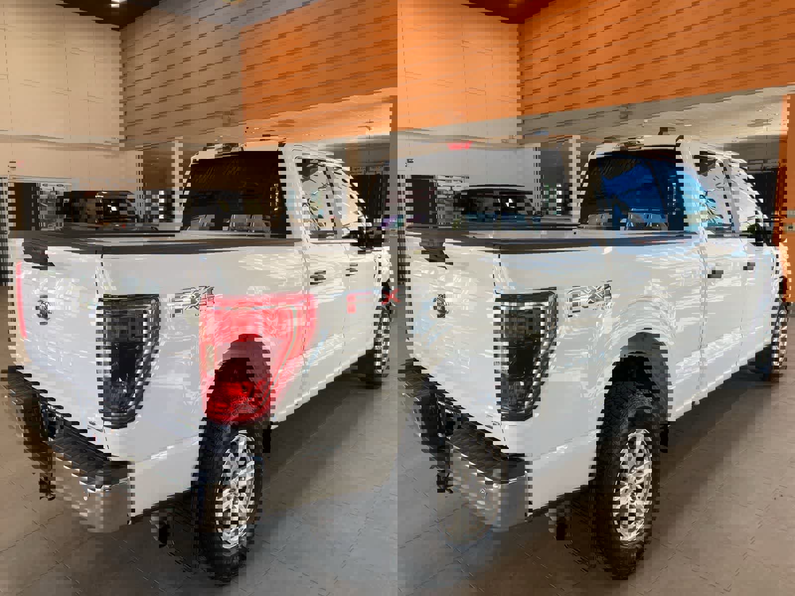 Used 2021 Ford F150 XLT w/ FX4 Off-Road Package image 5